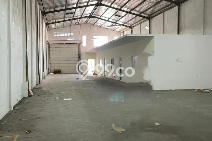 Gudang Disewa di BSD, Tangerang Selatan, LT 540m2 / LB 445m2 Gudang Disewa di BSD, Tangerang Selatan, LT 540m2 / LB 445m2