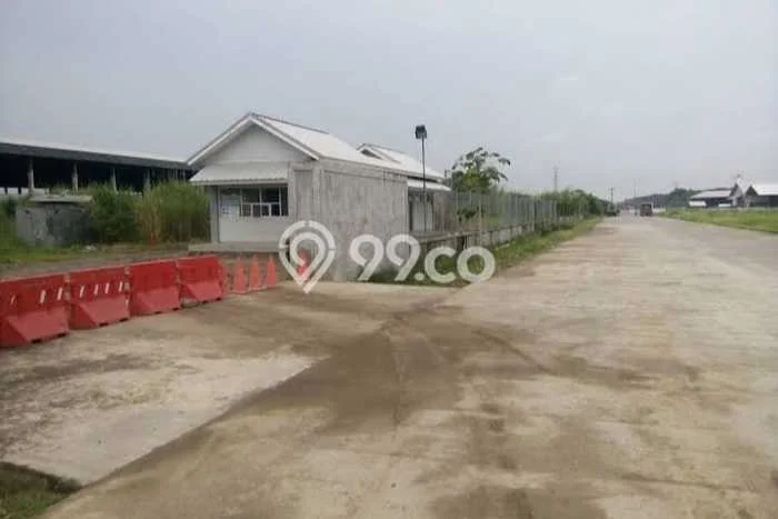 AREA PREMIUM! Pabrik Kawasan Karawang Timur, Luas 13000m², Pusat Komersial AREA PREMIUM! Pabrik Kawasan Karawang Timur, Luas 13000m², Pusat Komersial