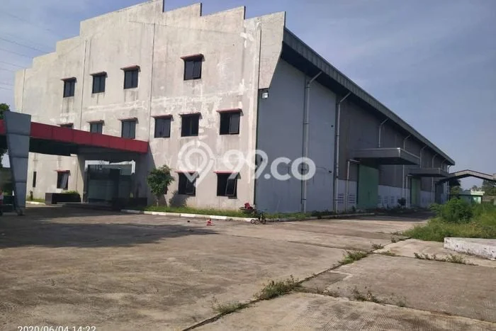 Unit Gudang Disewa Lokasi Cikarang Timur, Bekasi Spesifikasi Luas Bangunan 3800m2 Unit Gudang Disewa Lokasi Cikarang Timur, Bekasi Spesifikasi Luas Bangunan 3800m2