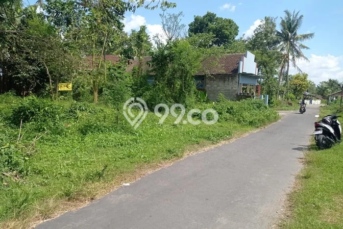 Tanah Dijual Lokasi Prambanan, Klaten dengan Luas Tanah 220m2 dan Status SHM Tanah Dijual Lokasi Prambanan, Klaten dengan Luas Tanah 220m2 dan Status SHM