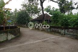 Tanah Dijual Lokasi Bantul, Bantul dengan Luas Tanah 1039m2 dan Status - Tanah Dijual Lokasi Bantul, Bantul dengan Luas Tanah 1039m2 dan Status -