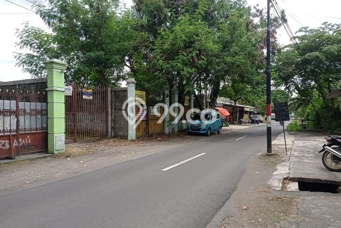 Kavling Tanah di Kotagede Dijual Luas 395m2 Legalitas SHM Kavling Tanah di Kotagede Dijual Luas 395m2 Legalitas SHM