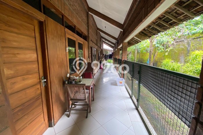 Rumah Mewah LB 800m2 Siap Pakai Desain Elegan di Caturtunggal, Sleman Rumah Mewah LB 800m2 Siap Pakai Desain Elegan di Caturtunggal, Sleman