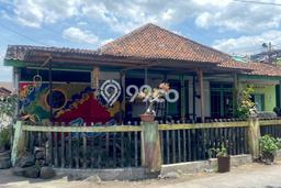 Dijual Kost Strategis di Umbulharjo, Yogyakarta 17 KT, 5 KM, Luas Bangunan 273m2 Dijual Kost Strategis di Umbulharjo, Yogyakarta 17 KT, 5 KM, Luas Bangunan 273m2