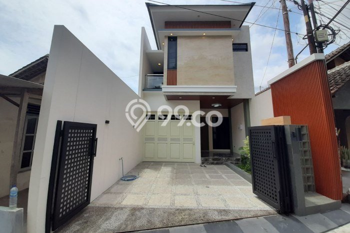 Jual Rumah Favorit Siap Huni LB 160m2 di Banguntapan, Bantul Jual Rumah Favorit Siap Huni LB 160m2 di Banguntapan, Bantul