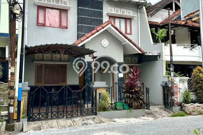 Cocok Untuk Investasi! For Sale Kost di Condong Catur 12 Kamar Cocok Untuk Investasi! For Sale Kost di Condong Catur 12 Kamar