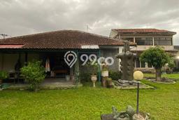 HUNIAN PILIHAN! Rumah di Umbulharjo, LT 1050m2m² Bangunan 400m2m² HUNIAN PILIHAN! Rumah di Umbulharjo, LT 1050m2m² Bangunan 400m2m²