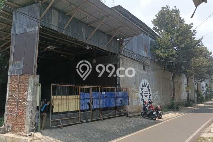 PELUANG EMAS! Gudang di Kedungkandang, Luas 1352m2m², Nilai Profit Tinggi PELUANG EMAS! Gudang di Kedungkandang, Luas 1352m2m², Nilai Profit Tinggi