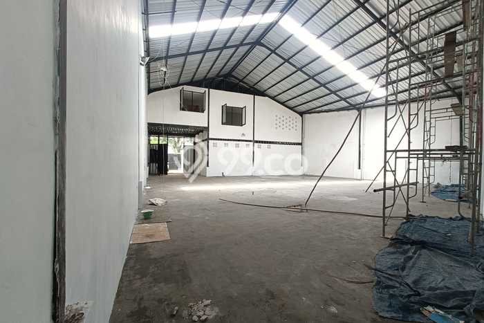 LOKASI STRATEGIS! Gudang Disewakan di Pakis, Luas 500m2m², Lokasi Usaha LOKASI STRATEGIS! Gudang Disewakan di Pakis, Luas 500m2m², Lokasi Usaha