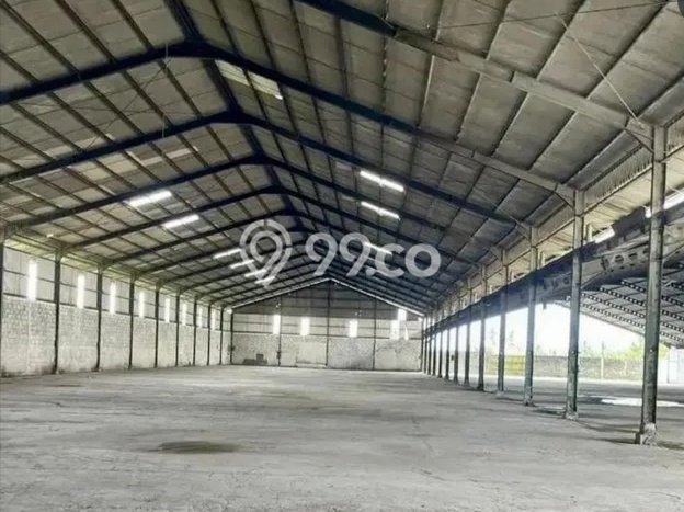 Gudang Strategis Kawasan Bululawang, Luas 9000m2m², Lokasi Komersial, Dekat Bululawang, Malang, Malang Gudang Strategis Kawasan Bululawang, Luas 9000m2m², Lokasi Komersial, Dekat Bululawang, Malang, Malang