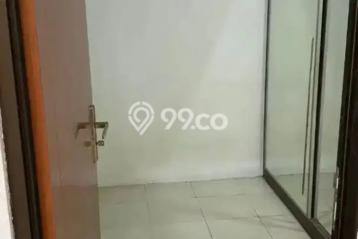Disewakan! Rumah 3 Kamar Tidur &
1 Kamar Mandi di Poris, Tangerang Disewakan! Rumah 3 Kamar Tidur &
1 Kamar Mandi di Poris, Tangerang