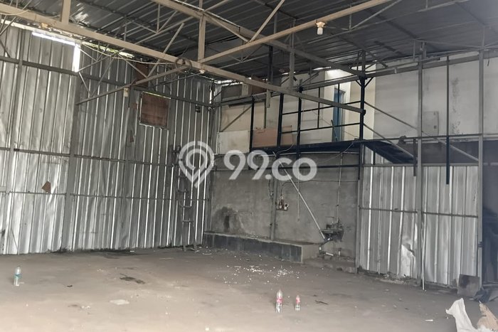 Gudang Disewakan di Area Ramai Karang Tengah, Tangerang Gudang Disewakan di Area Ramai Karang Tengah, Tangerang