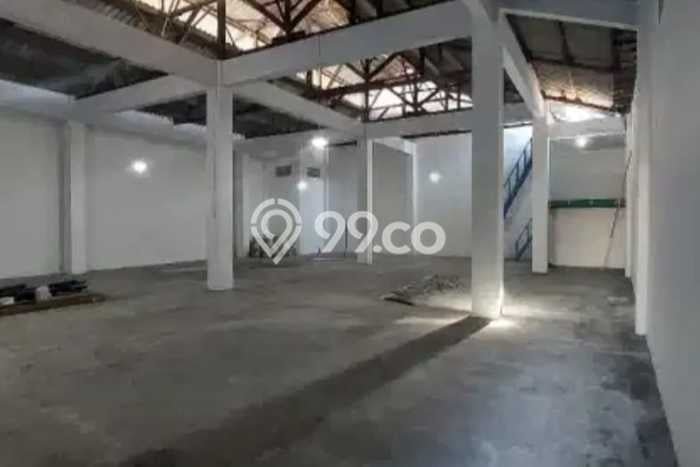 Disewakan Gudang di Kawasan Ramai Duri Kosambi Luas 296m2 Disewakan Gudang di Kawasan Ramai Duri Kosambi Luas 296m2