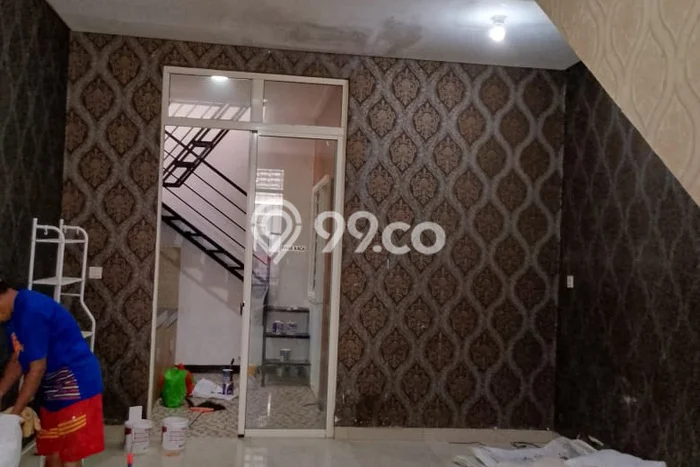 Disewakan! Rumah 2 Kamar Tidur &
2 Kamar Mandi di Green Lake City, Jakarta Barat Disewakan! Rumah 2 Kamar Tidur &
2 Kamar Mandi di Green Lake City, Jakarta Barat