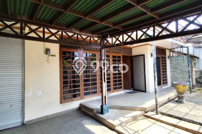 Rumah Siap Huni 4 KT 2 KM di Banjarsari, Surakarta Rumah Siap Huni 4 KT 2 KM di Banjarsari, Surakarta