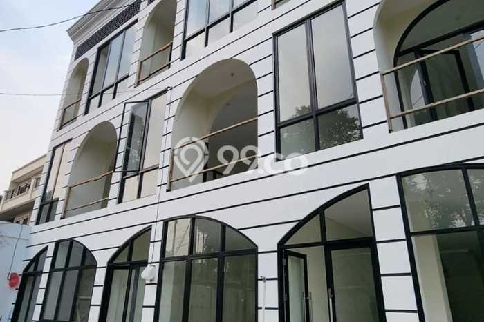 Ruko Dijual Lokasi Stratagis di Pasar Minggu Jakarta Selatan Cocok untuk Investasi Ruko Dijual Lokasi Stratagis di Pasar Minggu Jakarta Selatan Cocok untuk Investasi