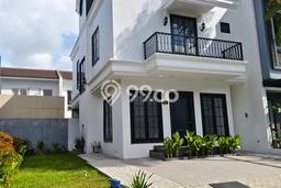 Jual Rumah Luas Elegan Dengan View Cantik di BSD The Icon, Tangerang Jual Rumah Luas Elegan Dengan View Cantik di BSD The Icon, Tangerang