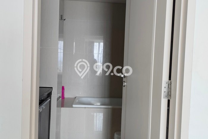 Apartemen Disewakan 3 Kamar Hemat Siap Huni di Tangerang, Luas 113m2 Apartemen Disewakan 3 Kamar Hemat Siap Huni di Tangerang, Luas 113m2