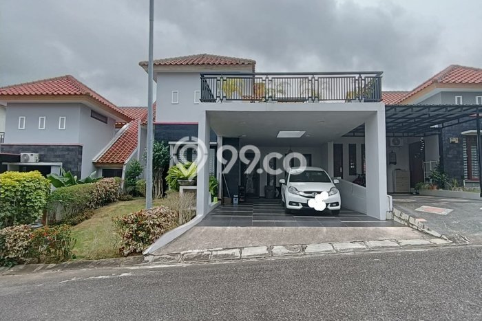 Rumah Strategis Modern Lb 250m2 di Batam Kota, Batam Rumah Strategis Modern Lb 250m2 di Batam Kota, Batam