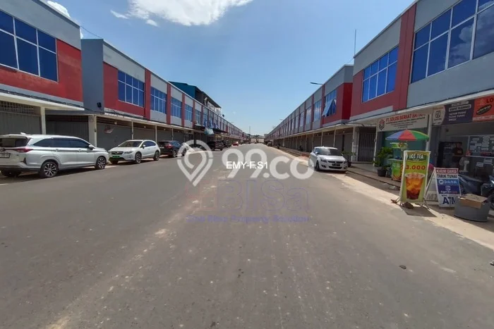 Ruko untuk disewa di Bengkong punya LT 120m2 & LB 240m2 harga sewa kompetitif Ruko untuk disewa di Bengkong punya LT 120m2 & LB 240m2 harga sewa kompetitif