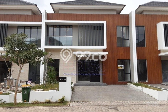 Rumah kawasan Batam Centre, 3 KT, Area Elite, Luas 135m² LB 120m² Rumah kawasan Batam Centre, 3 KT, Area Elite, Luas 135m² LB 120m²