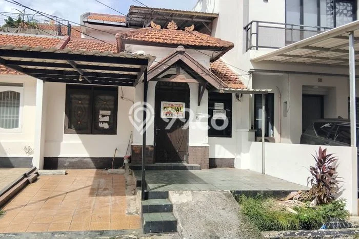 Lokasi terbaik! Rumah siap huni dikontrakkan di Tangerang LB 70m2 Lokasi terbaik! Rumah siap huni dikontrakkan di Tangerang LB 70m2