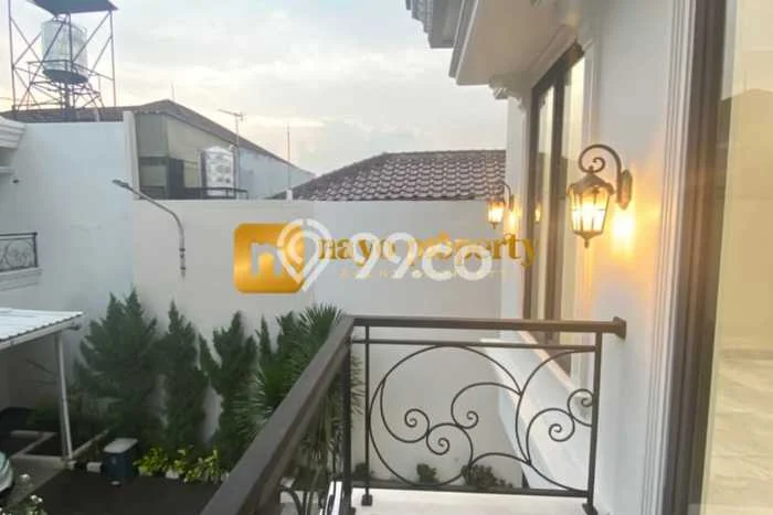 Dijual Rumah 3 Kamar Lokasi Strategis Bagus dan Strategis di Pondok Gede Dijual Rumah 3 Kamar Lokasi Strategis Bagus dan Strategis di Pondok Gede