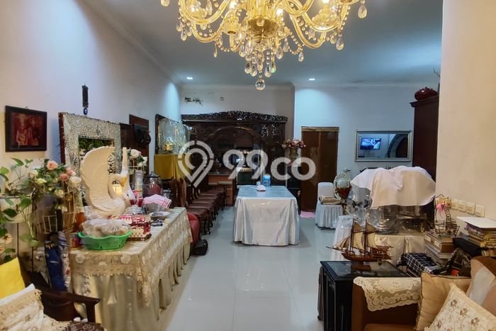 Rumah Mewah LB 300m2 Siap Pakai Desain Elegan di Pondok Bambu, Jakarta Timur Rumah Mewah LB 300m2 Siap Pakai Desain Elegan di Pondok Bambu, Jakarta Timur