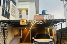 For Sale Rumah 3 Kamar Lokasi Strategis Bagus dan Strategis di Cinere For Sale Rumah 3 Kamar Lokasi Strategis Bagus dan Strategis di Cinere