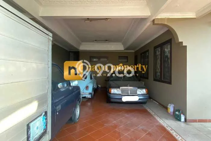 Hunian Elit LB 400m2 Siap Huni Desain Elegan di Jatiwaringin, Jakarta Timur Hunian Elit LB 400m2 Siap Huni Desain Elegan di Jatiwaringin, Jakarta Timur