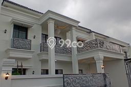 Rumah Strategis Modern Lb 170m2 di Gentan, Solo Rumah Strategis Modern Lb 170m2 di Gentan, Solo