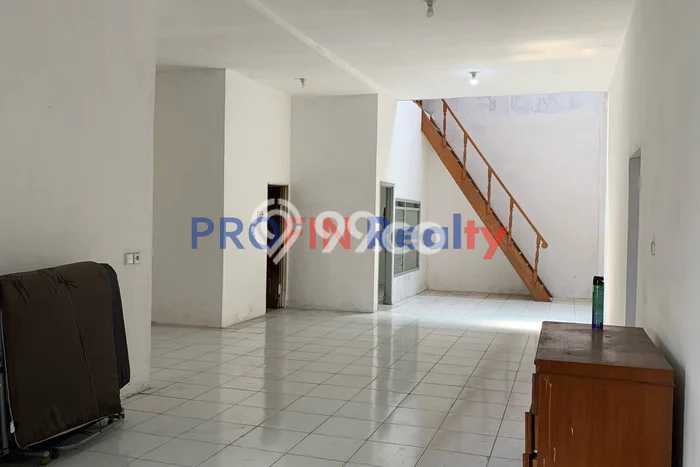 Rumah sewa siap pakai 3 KT di Taman Kota, Jakarta Barat Rumah sewa siap pakai 3 KT di Taman Kota, Jakarta Barat