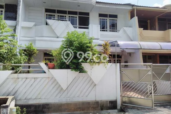 Rumah Elit Modern Tanpa Renovasi di Green garden Jakarta Barat Rumah Elit Modern Tanpa Renovasi di Green garden Jakarta Barat