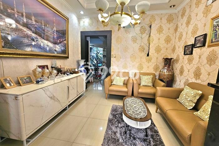 Hunian Mewah Siap Huni LT 180m2 di Cakung, Jakarta Timur Hunian Mewah Siap Huni LT 180m2 di Cakung, Jakarta Timur