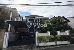 Rumah Luxury Modern Tanpa Renovasi di Cibubur Jakarta Timur Rumah Luxury Modern Tanpa Renovasi di Cibubur Jakarta Timur