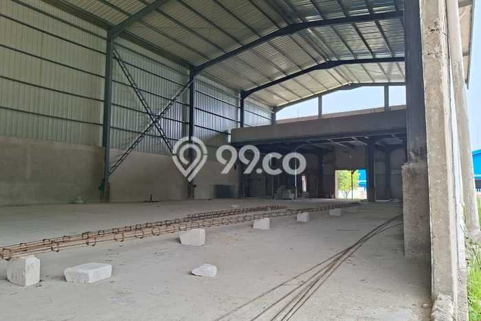 Disewakan Gudang di Kawasan Ramai Cikarang Luas 2172m2 Disewakan Gudang di Kawasan Ramai Cikarang Luas 2172m2