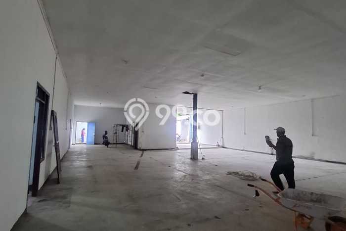 Disewakan Gudang di Kawasan Ramai Kranji Luas 400m2 Disewakan Gudang di Kawasan Ramai Kranji Luas 400m2