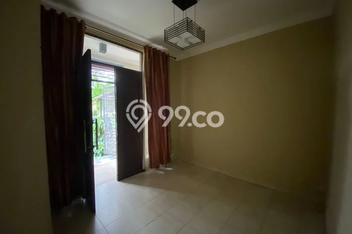Rumah Elit LB 288m2 Siap Pakai Desain Elegan di Grand Wisata, Bekasi Rumah Elit LB 288m2 Siap Pakai Desain Elegan di Grand Wisata, Bekasi