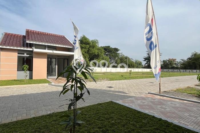 For Sale Rumah 2 Kamar Lokasi Ideal Nyaman dan Strategis di Jaten For Sale Rumah 2 Kamar Lokasi Ideal Nyaman dan Strategis di Jaten