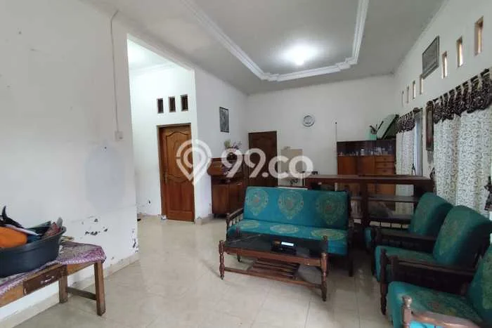Ruko Dijual di Karangpandan LT 284m2, LB 200m2 untuk Investasi Ruko Dijual di Karangpandan LT 284m2, LB 200m2 untuk Investasi