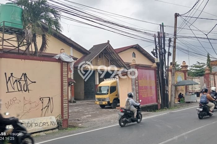 Gudang bagus disewakan di Baki Sukoharjo dengan LB 3000m2 harga sewa terbaik Gudang bagus disewakan di Baki Sukoharjo dengan LB 3000m2 harga sewa terbaik