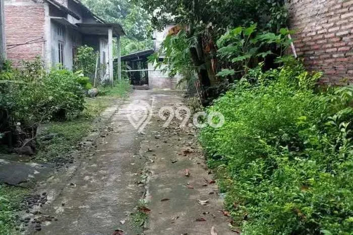 Tanah Lokasi Strategis Kawasan Gondangrejo, Luas 70m², Dekat ke Fasilitas Tanah Lokasi Strategis Kawasan Gondangrejo, Luas 70m², Dekat ke Fasilitas