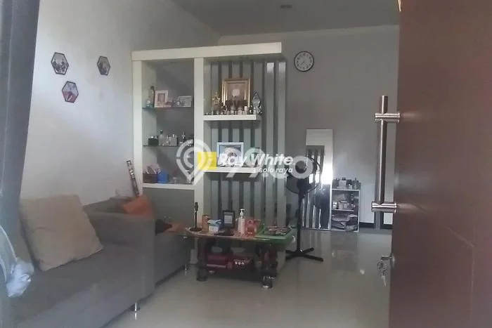 Rumah Strategis di Serengan, Surakarta, Luas 65m2m² Bangunan 130m2m² - HARGA NEGO! Rumah Strategis di Serengan, Surakarta, Luas 65m2m² Bangunan 130m2m² - HARGA NEGO!