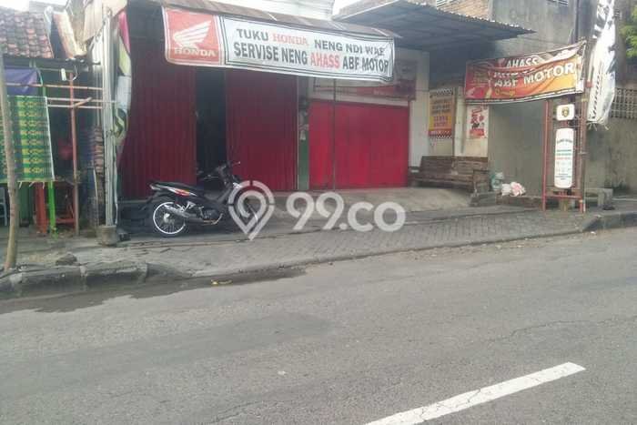 LOKASI TERBAIK! Ruko Kawasan Ngawi, Luas 196m2m², Pusat Komersial LOKASI TERBAIK! Ruko Kawasan Ngawi, Luas 196m2m², Pusat Komersial