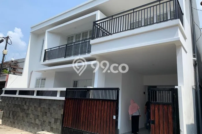 Rumah di , Ready, 5 KT, Dekat Bekasi, Bekasi, Luas 135m2m² LB 225m2m² Rumah di , Ready, 5 KT, Dekat Bekasi, Bekasi, Luas 135m2m² LB 225m2m²