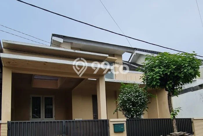 RECOMMENDED! Rumah di Rawalumbu, 2 KM, Lokasi Strategis, LT 123m² Bangunan 57m² RECOMMENDED! Rumah di Rawalumbu, 2 KM, Lokasi Strategis, LT 123m² Bangunan 57m²