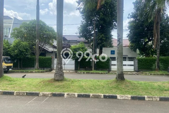 Siap Huni Rumah Mewah 7 Kamar di Duren Sawit Dekat ke Mana Pun Siap Huni Rumah Mewah 7 Kamar di Duren Sawit Dekat ke Mana Pun