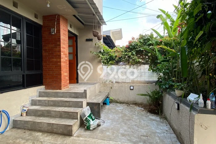 Dijual Hunian Rumah Terawat 2 Kamar di Sariwangi, Bandung Dijual Hunian Rumah Terawat 2 Kamar di Sariwangi, Bandung