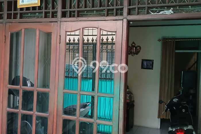 Jual Rumah Bagus Siap Huni LB 110m2 di Cengkareng, Jakarta Barat Jual Rumah Bagus Siap Huni LB 110m2 di Cengkareng, Jakarta Barat