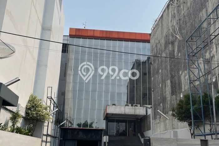 Area Ramai! Kantor Dijual di Senen untuk Bisnis Luas Bangunan 3207m2 Area Ramai! Kantor Dijual di Senen untuk Bisnis Luas Bangunan 3207m2